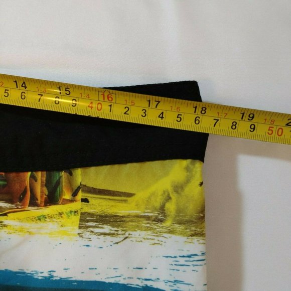 maui and sons Short 36'' - Picture 8 of 10